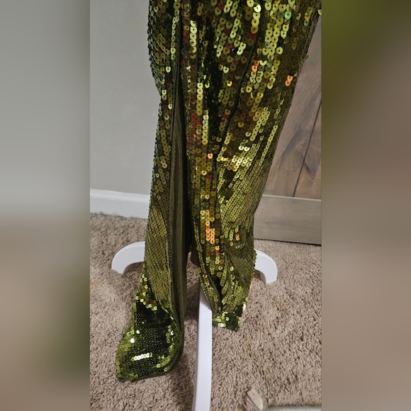 FASHION NOVA Shimmer On Sequin Maxi Dress - Green. Size Small NWT - Picture 10 of 16